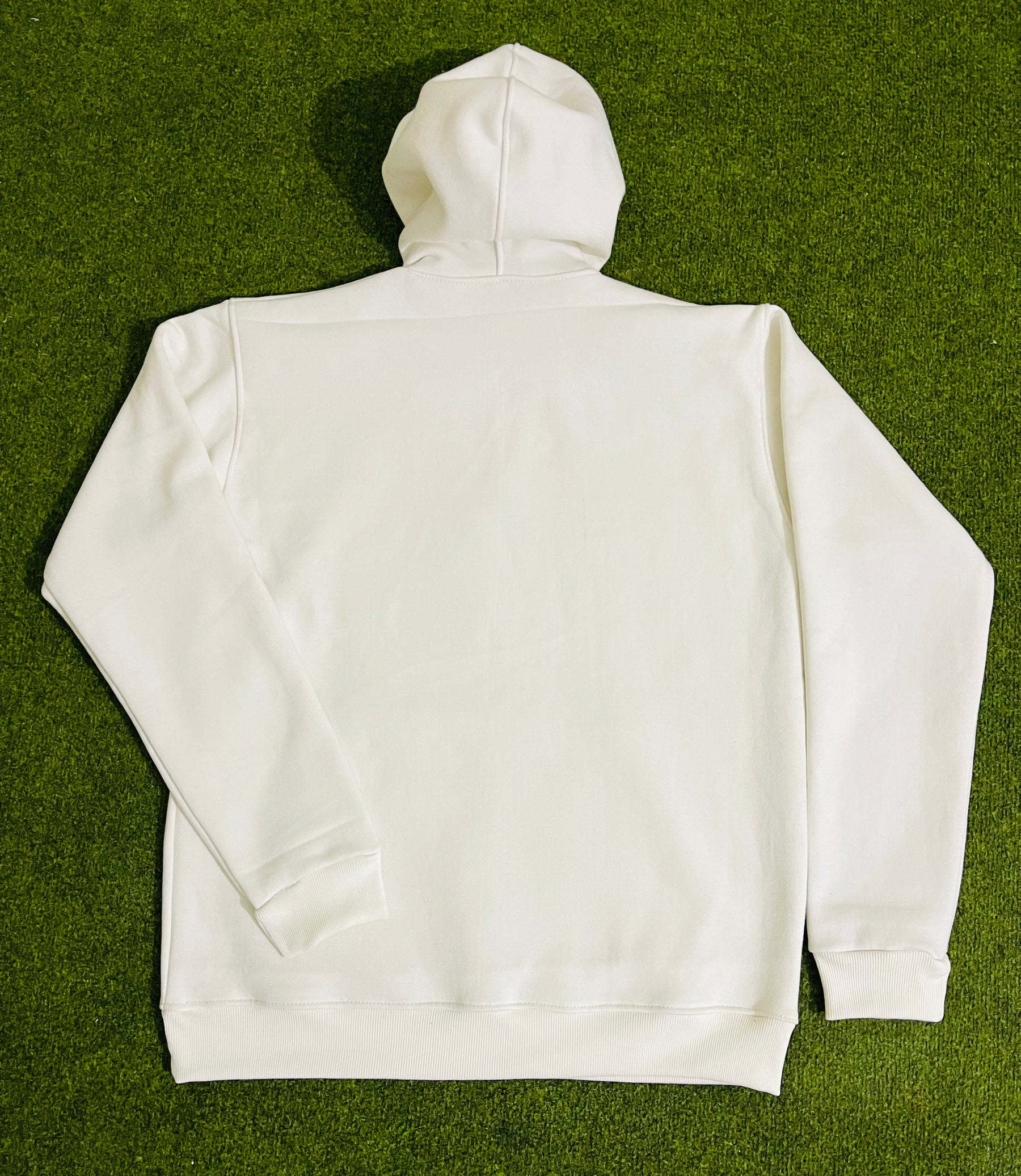 White Fleece Premium Hoodie – Soft, Stylish & Comfortable